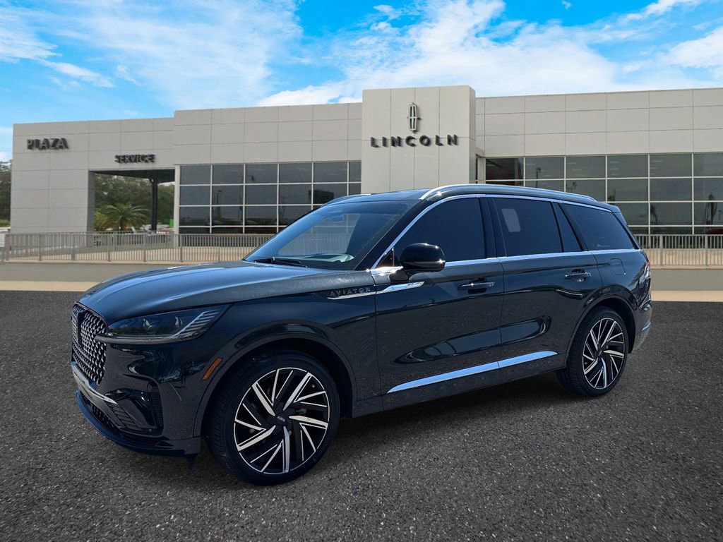 New 2025 Lincoln Aviator Black Label image 7