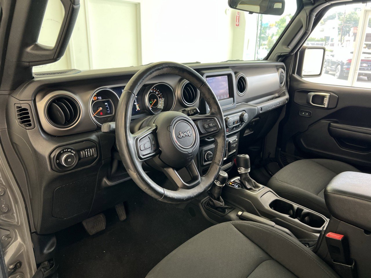 Used 2021 Jeep Wrangler Unlimited Sport image 30