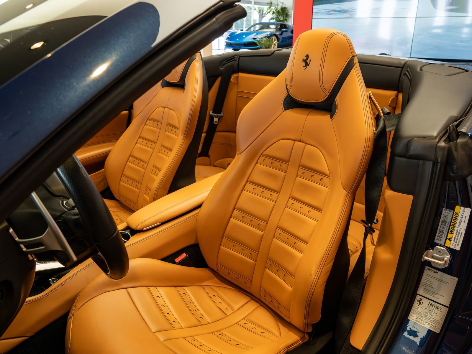 Used 2016 Ferrari California T RWD image 11