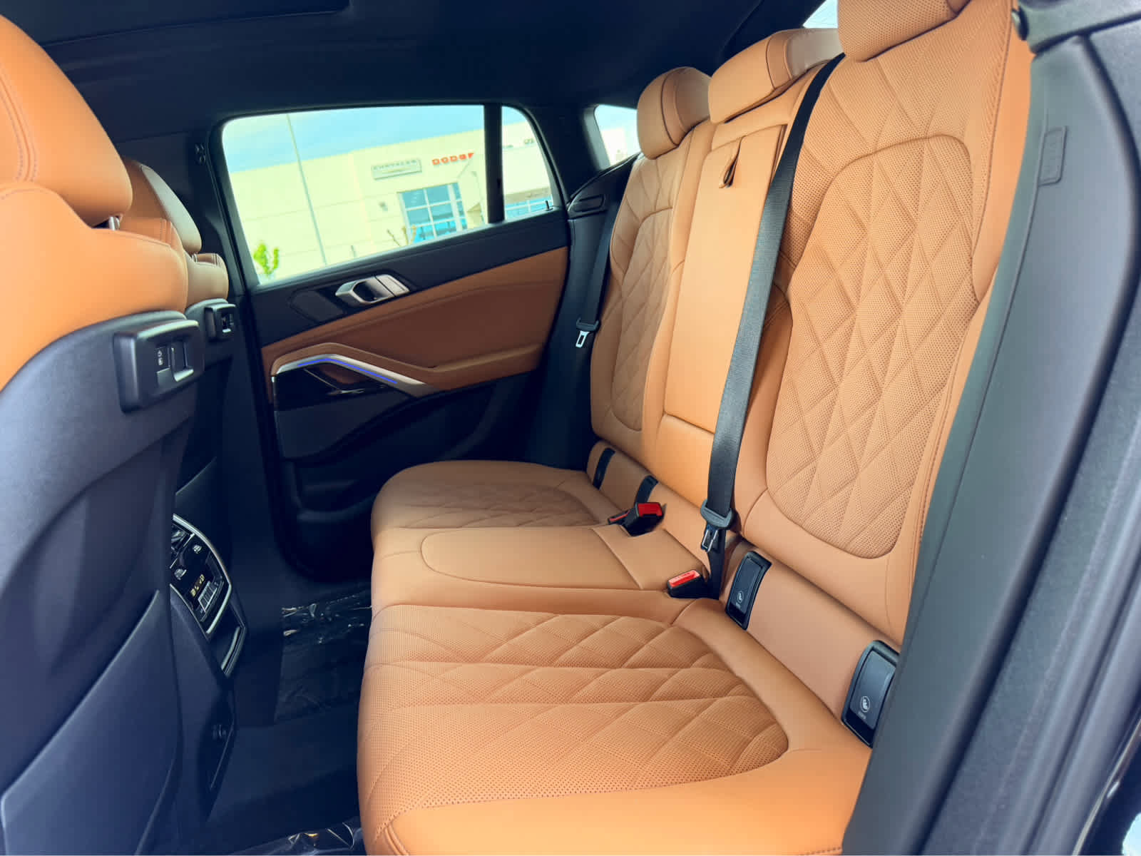 Used 2023 BMW X6 xDrive40i w/ M Sport Package image 19