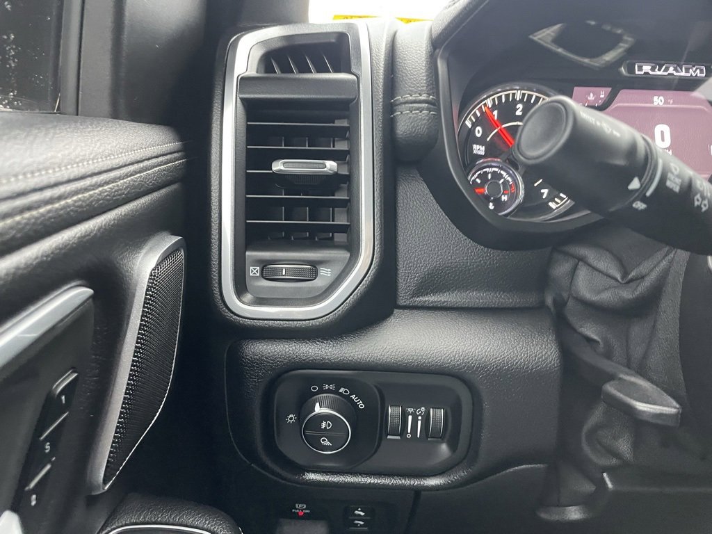 Used 2020 RAM 1500 Laramie image 13