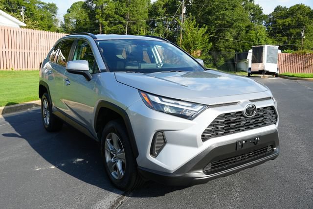 Used 2024 Toyota RAV4 XLE FWD image 1