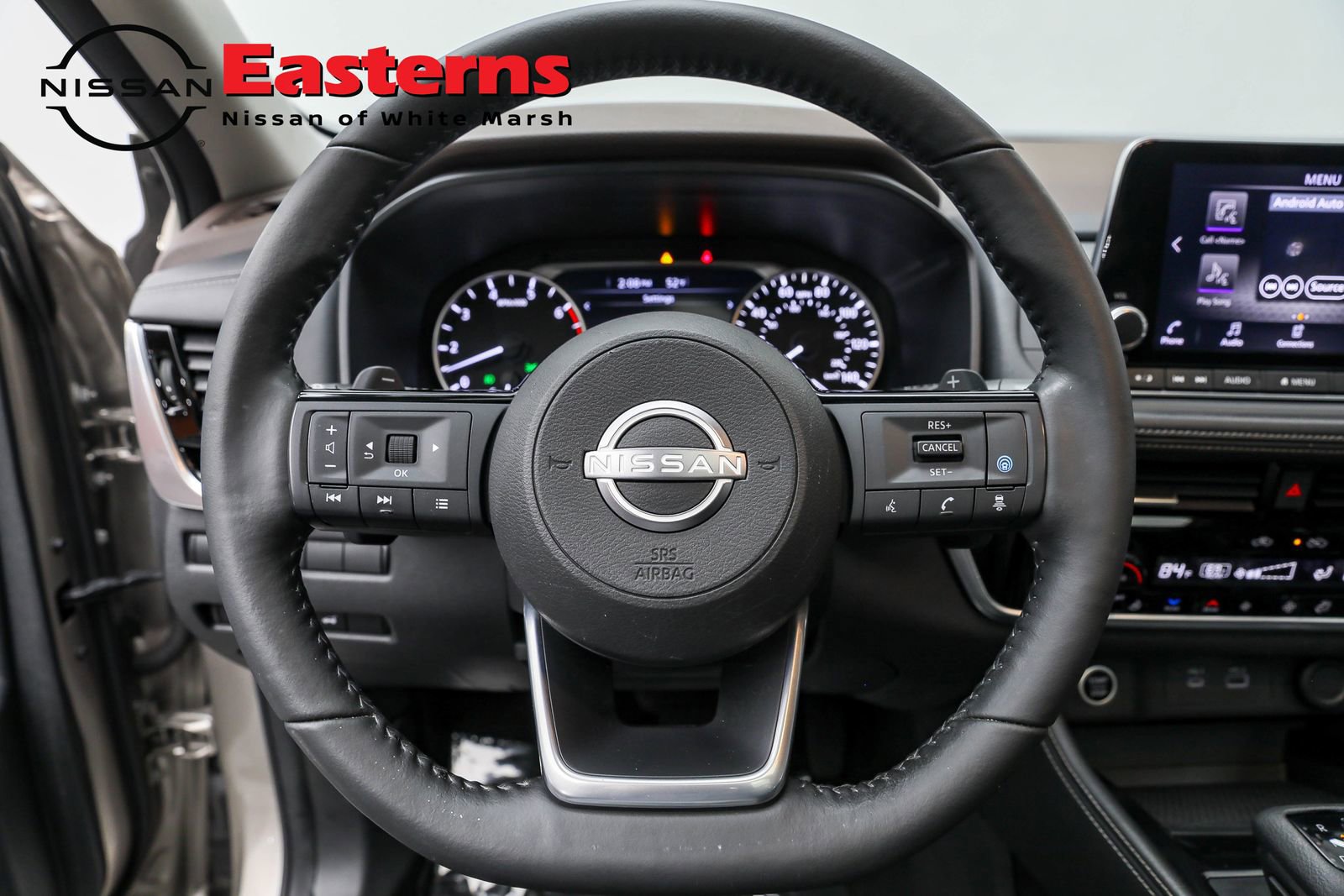 Used 2022 Nissan Rogue SL image 10