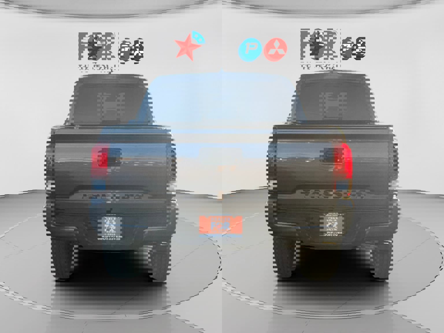 Used 2020 Toyota Tacoma SR w/ SR Convenience Package image 4