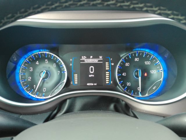 Used 2023 Chrysler Voyager LX FWD image 39
