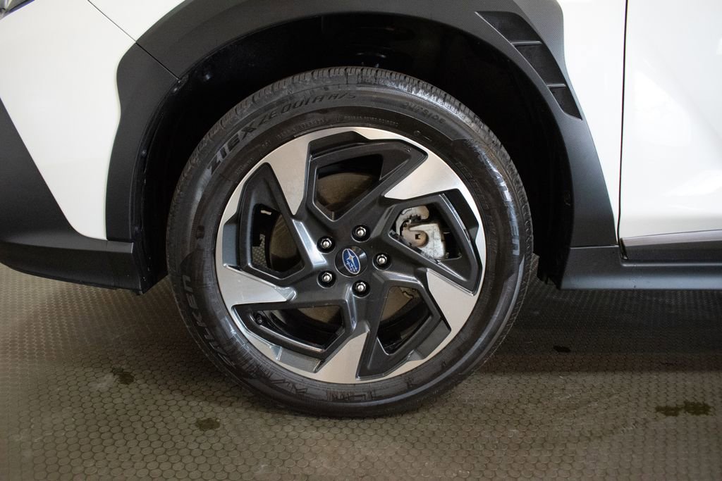 Used 2024 Subaru Crosstrek 2.5i Limited w/ Popular Package #3A image 9
