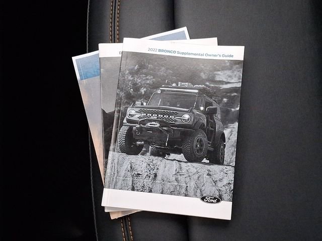Used 2022 Ford Bronco Badlands image 26