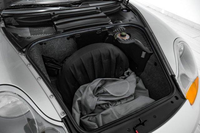 Used 2000 Porsche Boxster S image 34