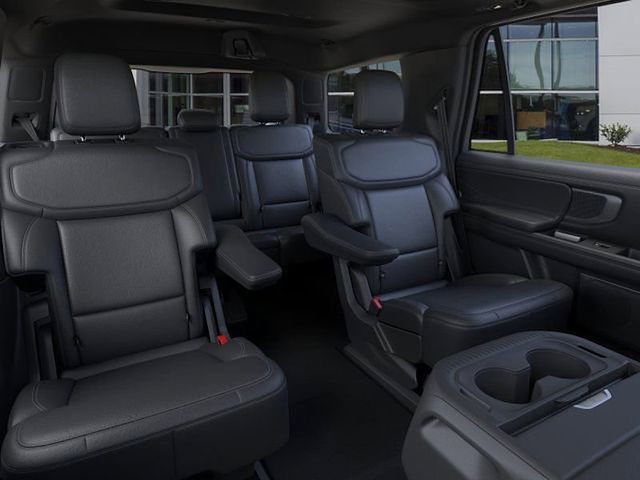 New 2026 Ford Expedition Platinum w/ Stealth Appearance Package AWD/4WD image 11