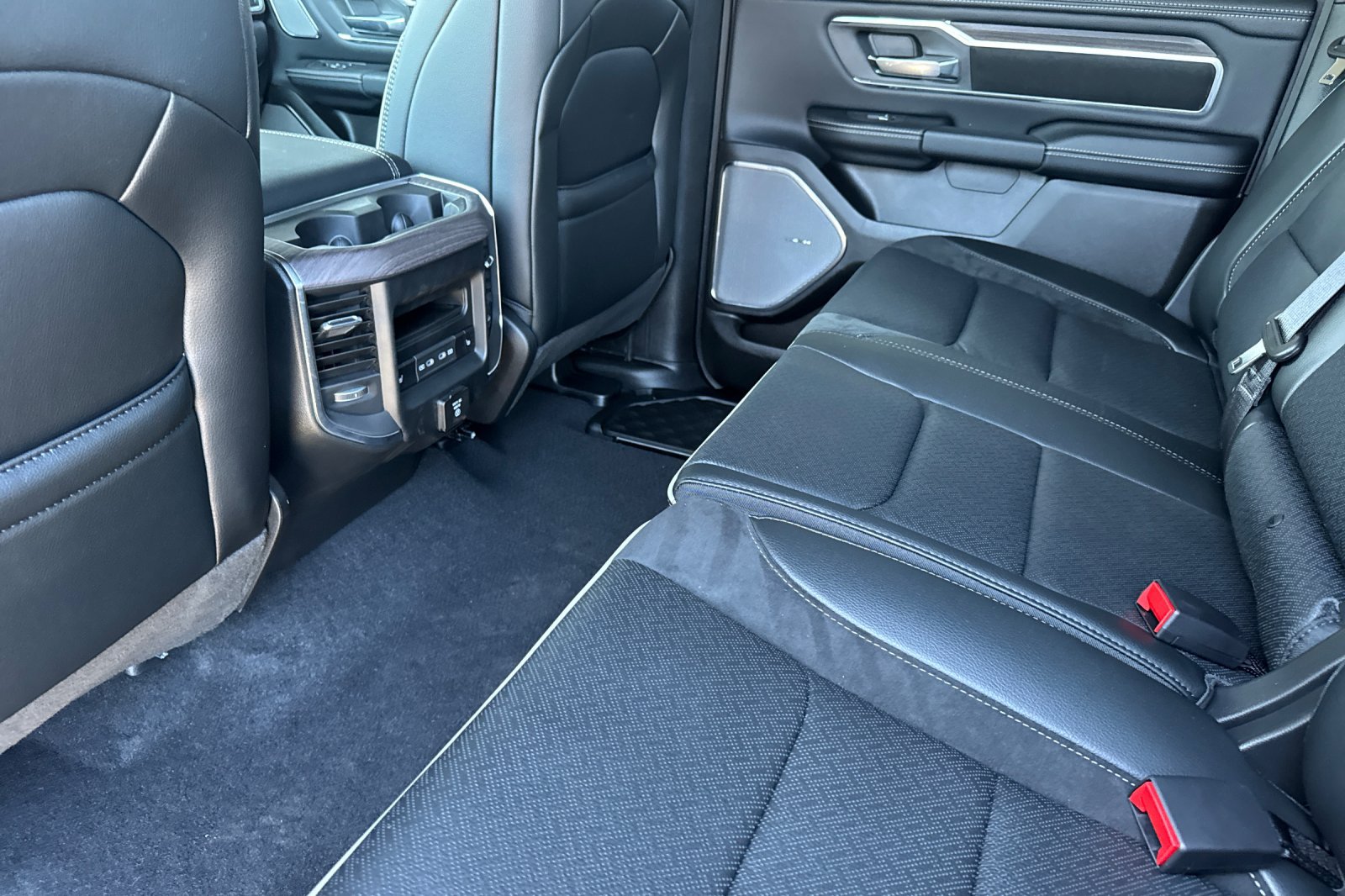 New 2026 RAM 1500 Laramie w/ Night Edition AWD/4WD image 11