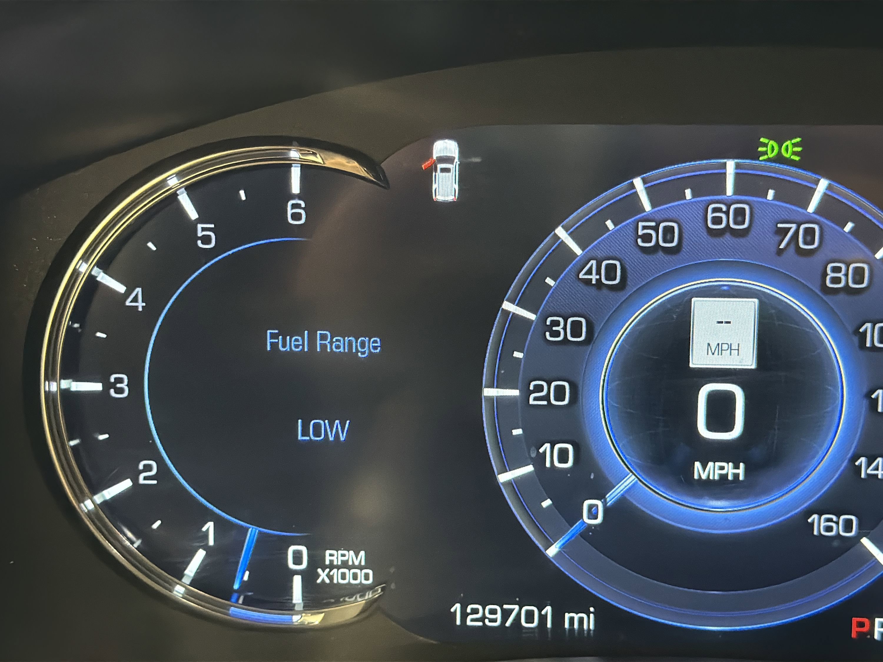 Used 2017 Cadillac Escalade ESV Platinum RWD image 16