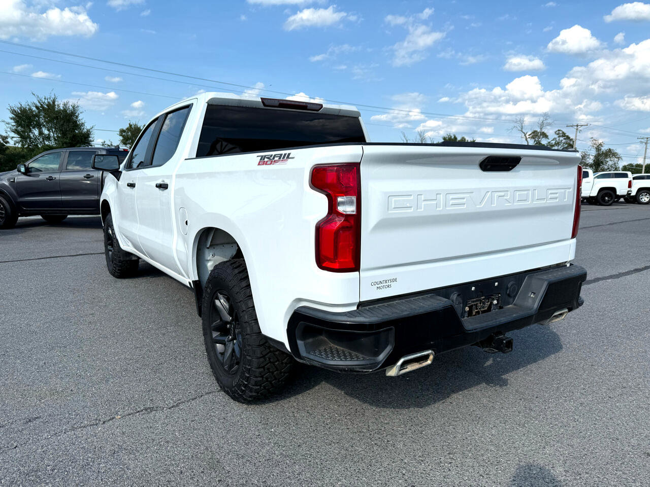 Used 2020 Chevrolet Silverado 1500 LT Trail Boss w/ Convenience Package image 4