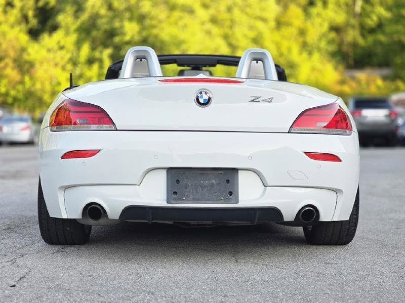 Used 2011 BMW Z4 sDrive35is RWD image 11