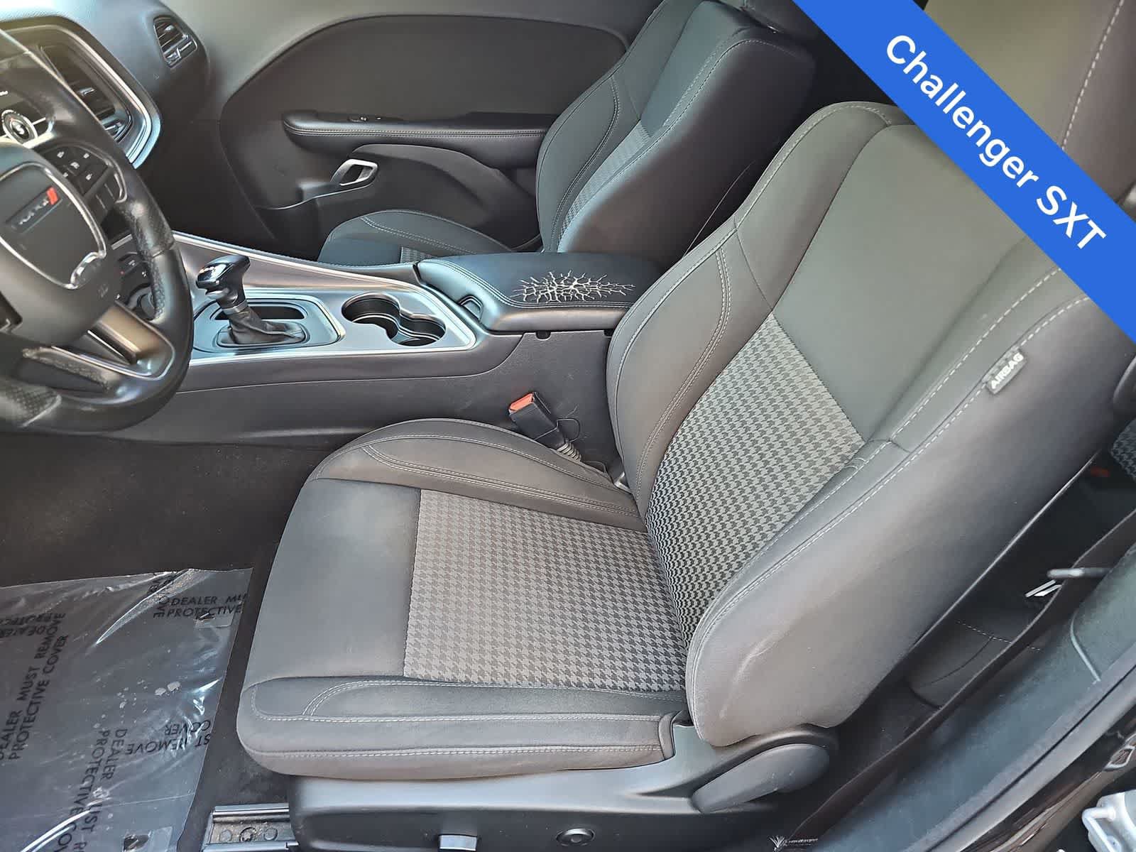 Used 2019 Dodge Challenger SXT w/ Blacktop Package RWD image 15