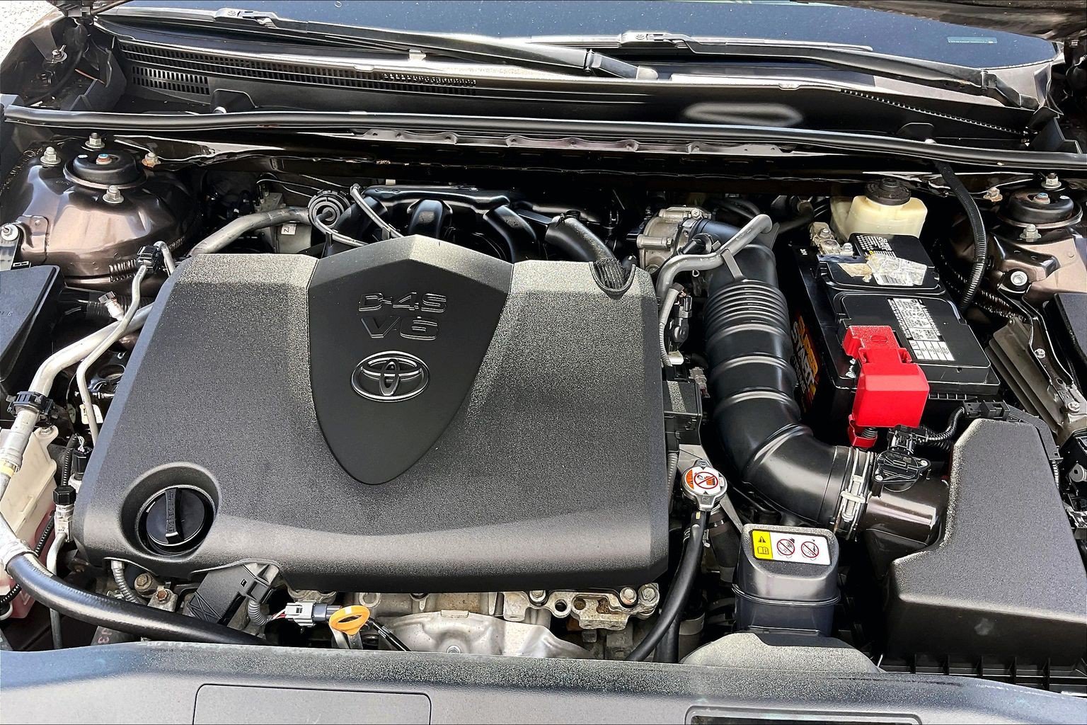 Used 2018 Toyota Camry XLE FWD image 13