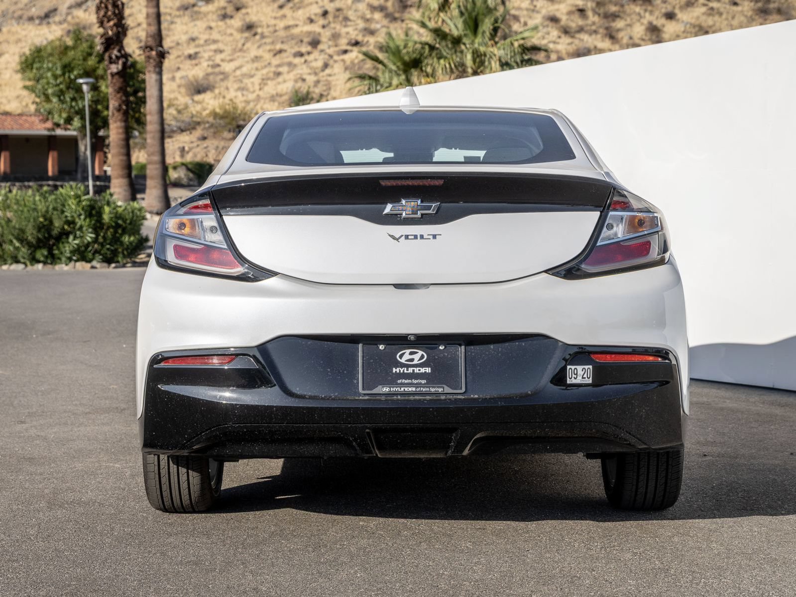 Used 2018 Chevrolet Volt LT FWD image 12
