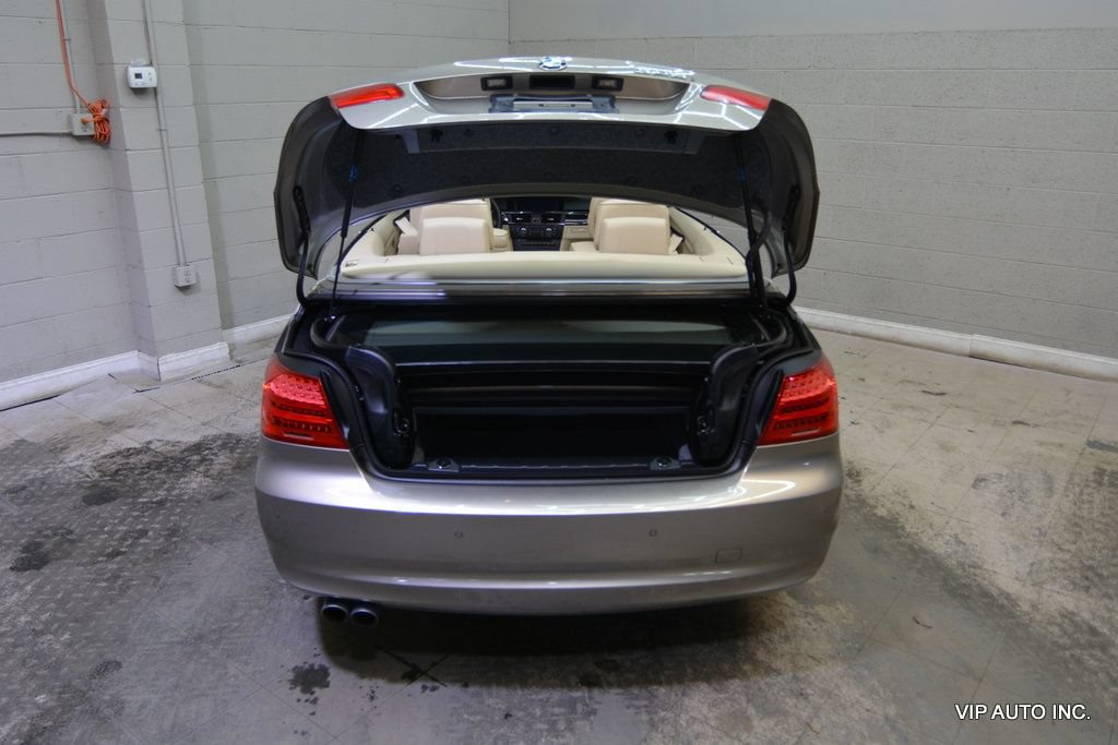 Used 2011 BMW 328i Convertible RWD image 30