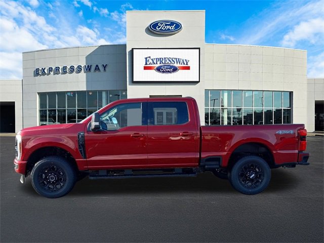 New 2025 Ford F350 XLT w/ Black Appearance Package image 6