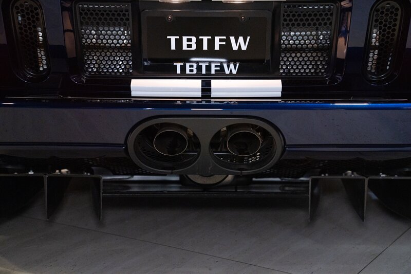 Used 2006 Ford GT RWD image 41