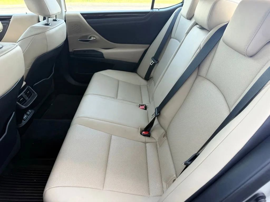 Used 2021 Lexus ES 250 w/ Premium Package AWD/4WD image 15