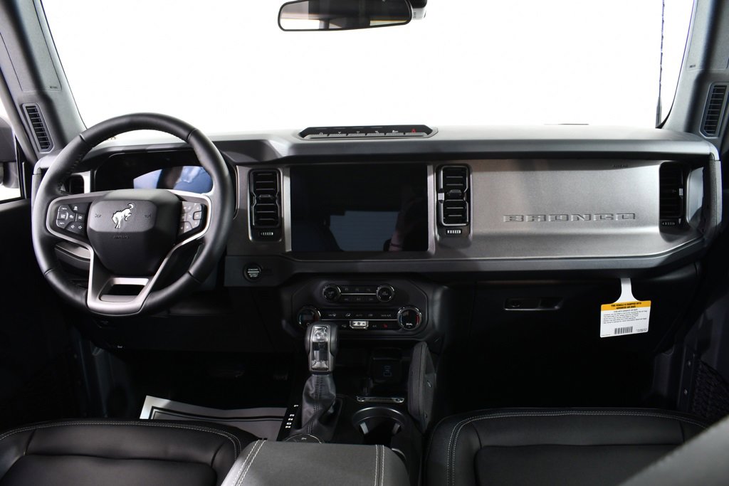 New 2025 Ford Bronco Badlands image 7