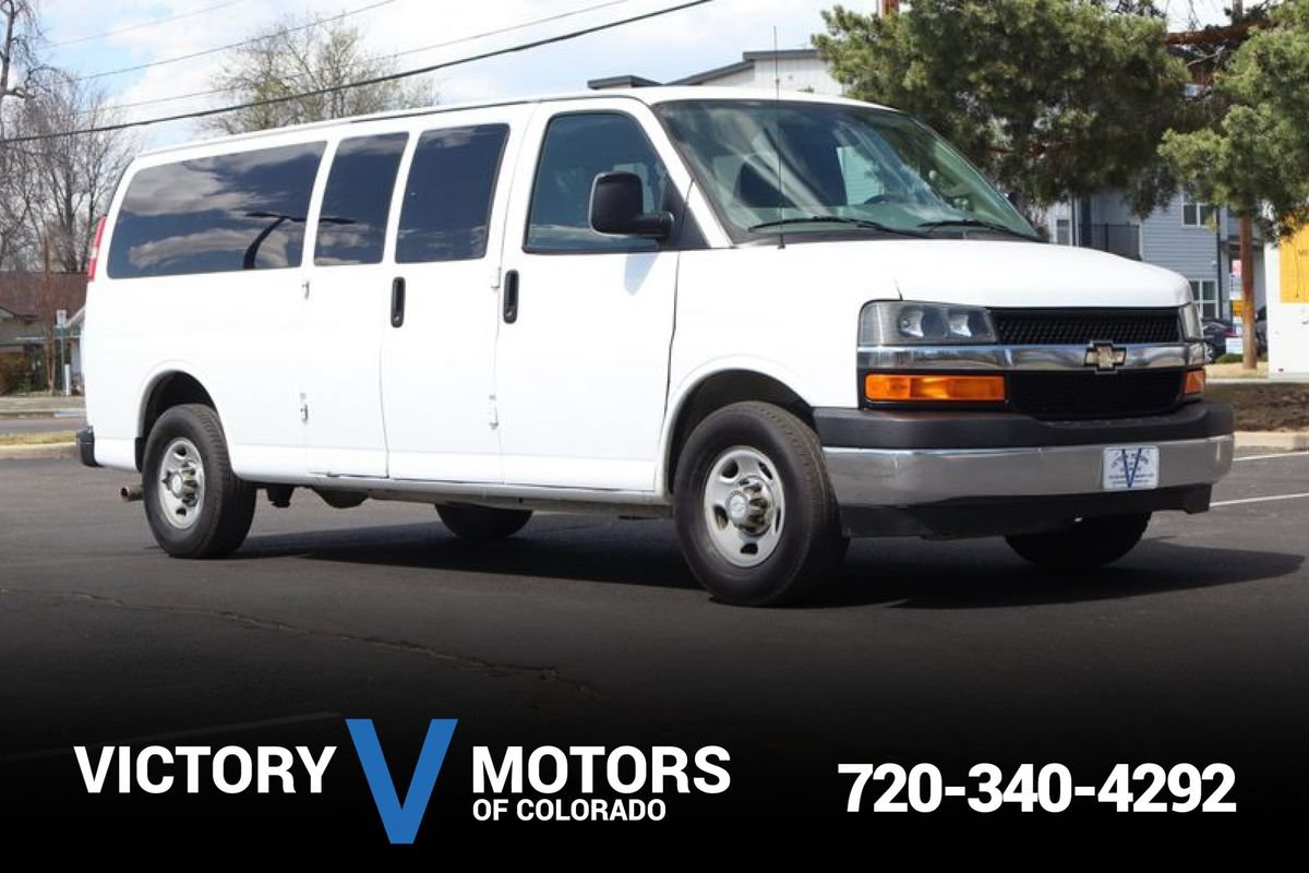 Used 2017 Chevrolet Express 3500 LT w/ LT Preferred Equipment Group RWD image 1