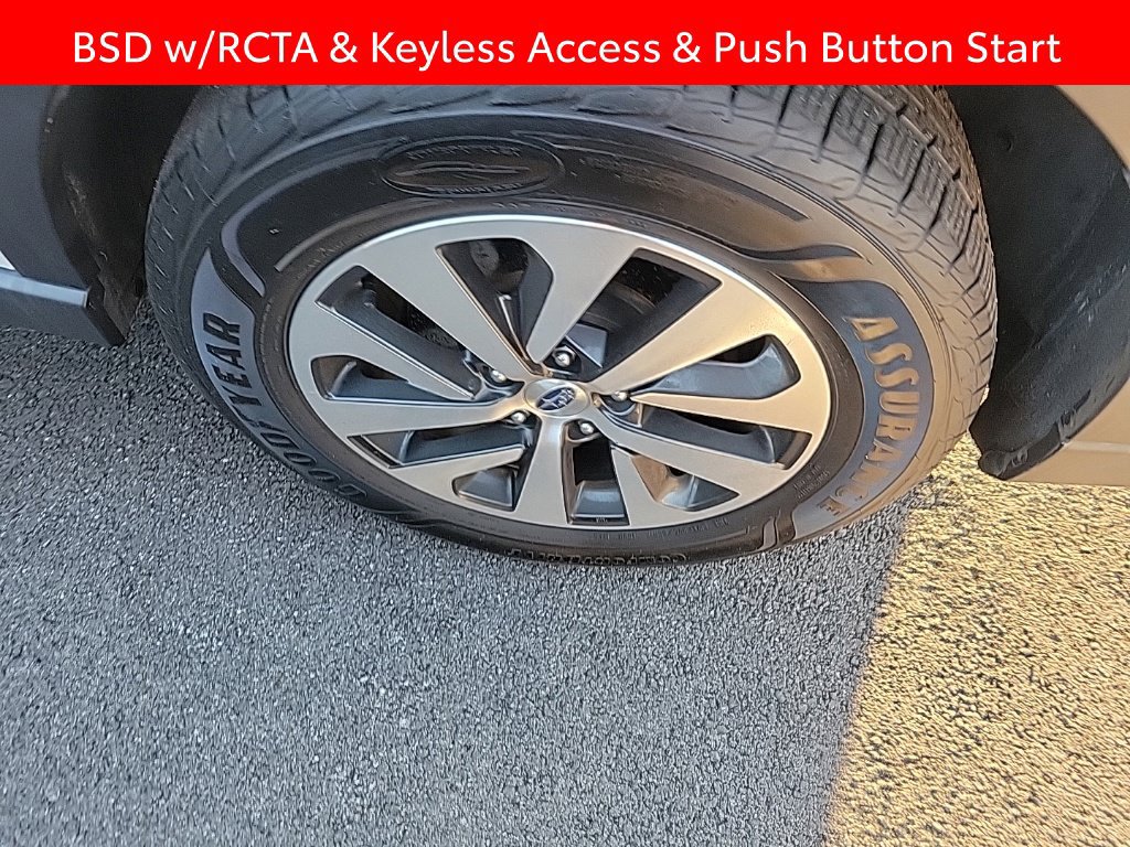 Used 2023 Subaru Outback Premium AWD/4WD image 5