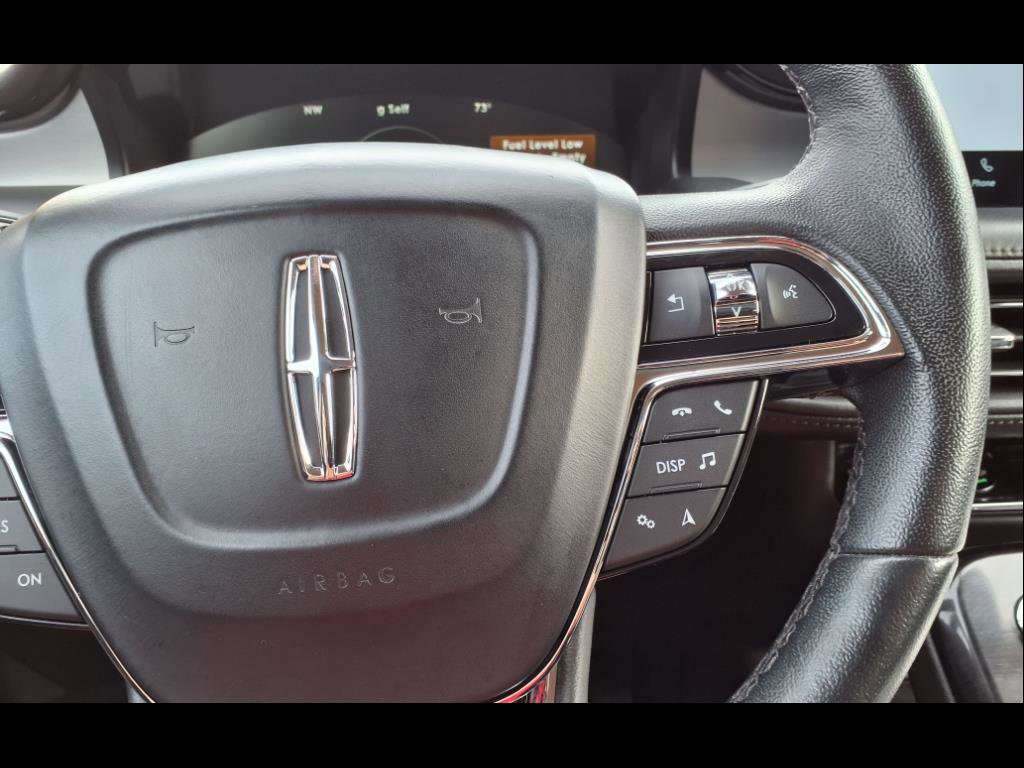 Used 2022 Lincoln Nautilus AWD w/ Premium Package image 18