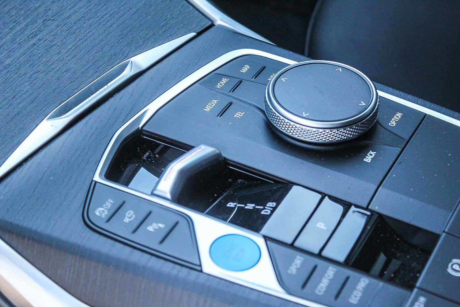 Certified 2025 BMW i4 eDrive40 w/ M Sport Package image 19