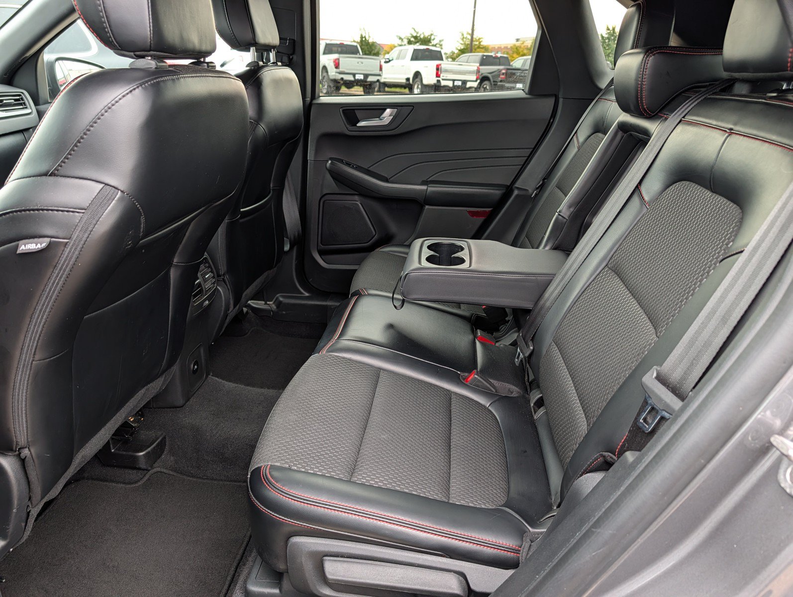 Used 2024 Ford Escape ST-Line AWD/4WD image 16
