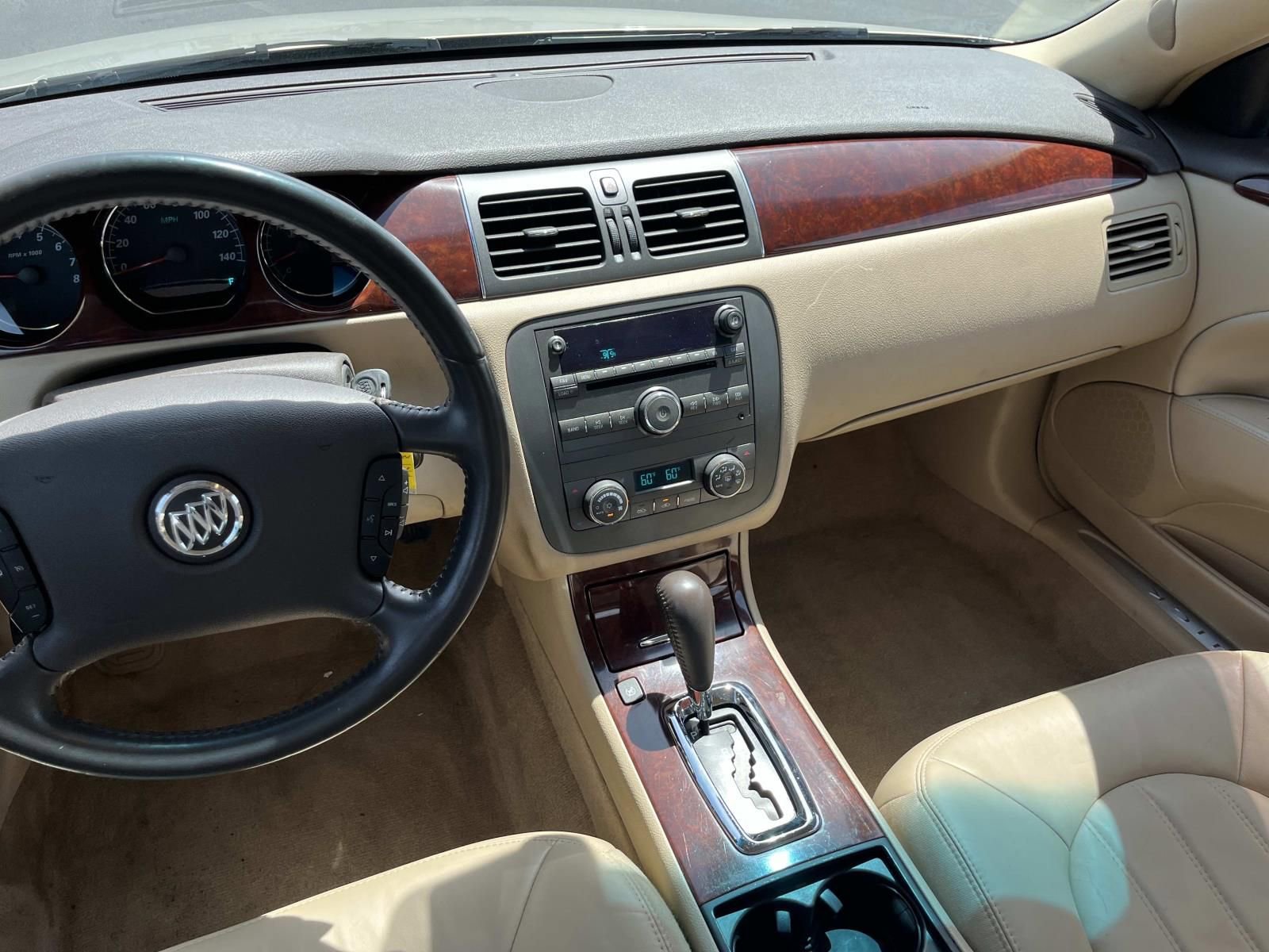 Used 2008 Buick Lucerne CXL w/ Driver Confidence Package FWD image 14