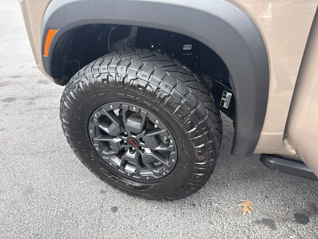 Used 2024 Nissan Frontier PRO-4X w/ Pro Premium Package image 28