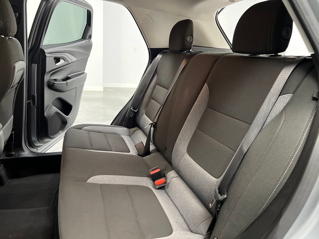 Used 2025 Chevrolet TrailBlazer LT AWD/4WD image 16