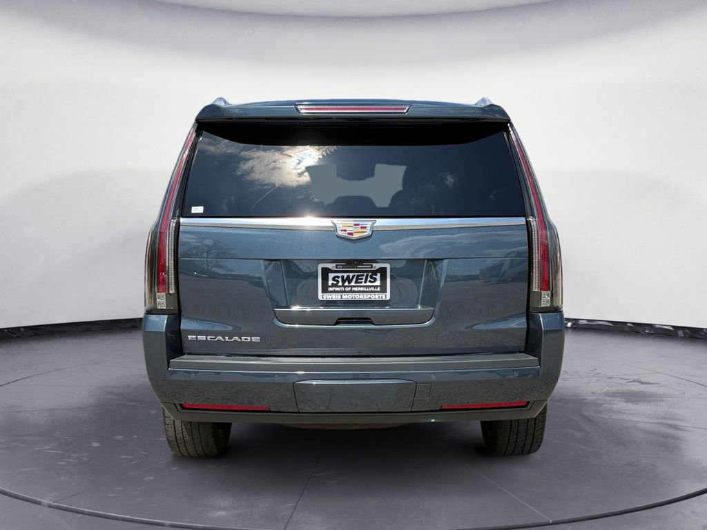 Used 2020 Cadillac Escalade Platinum AWD/4WD image 6