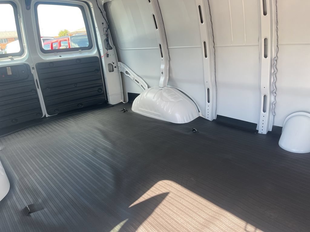 New 2025 Chevrolet Express 3500 Extended w/ Driver Convenience Package RWD image 12
