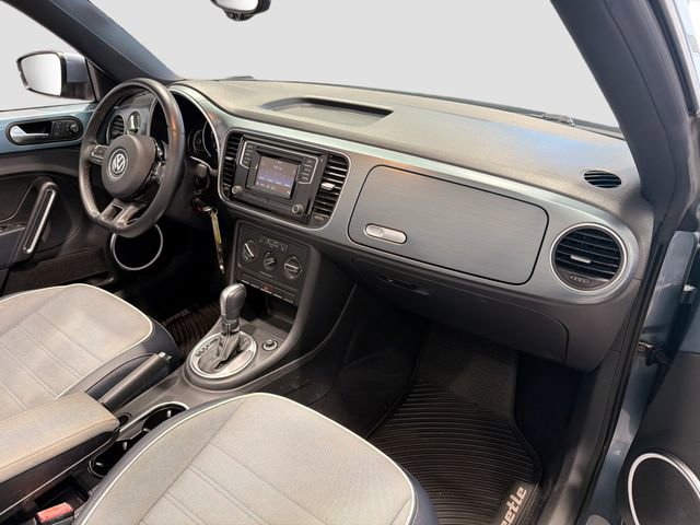 Used 2016 Volkswagen Beetle 1.8T Denim image 20