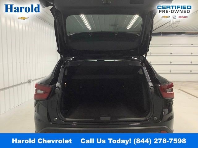 Certified 2025 Chevrolet Trax LT w/ LT Convenience Package image 5