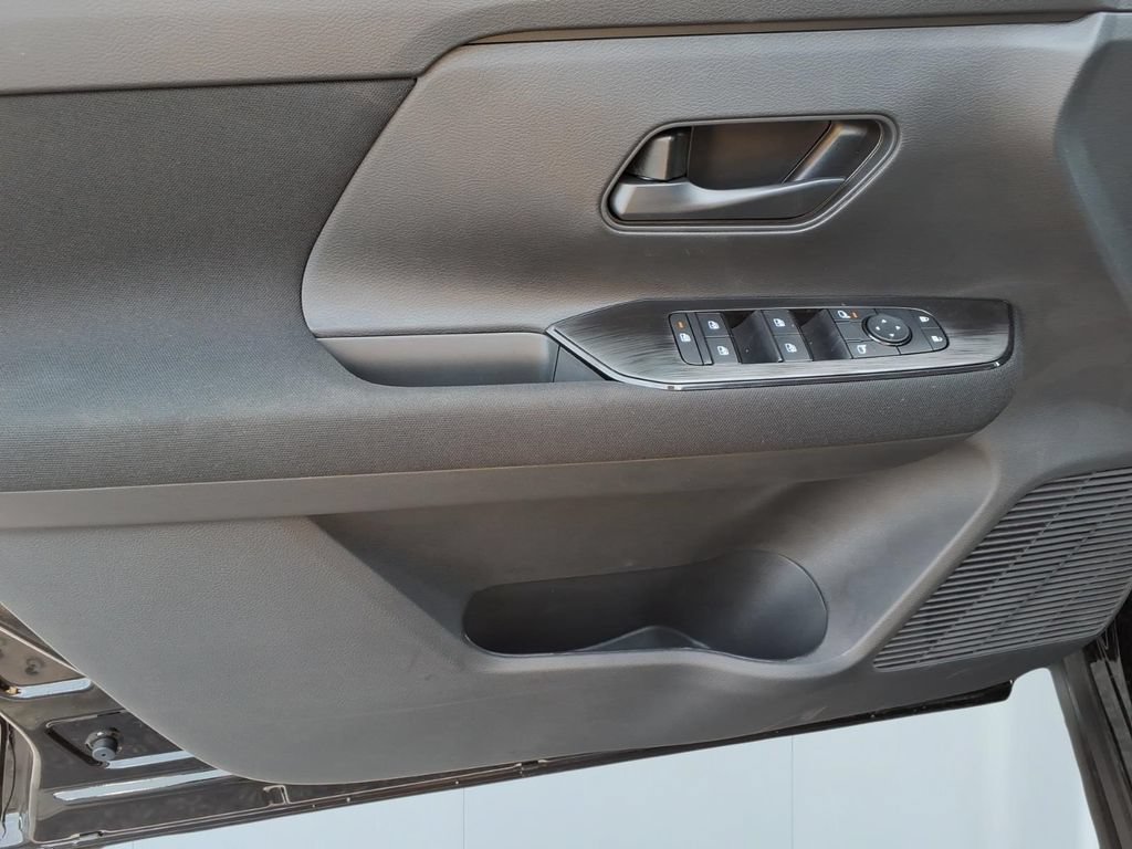 New 2026 Nissan Kicks S FWD image 13