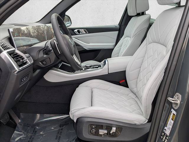 New 2026 BMW X5 xDrive40i w/ Climate Comfort Package AWD/4WD image 4