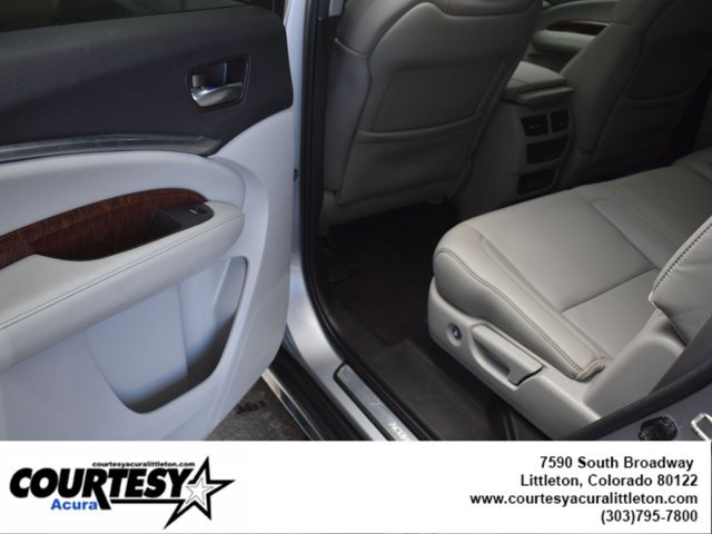 Used 2017 Acura MDX SH-AWD image 22