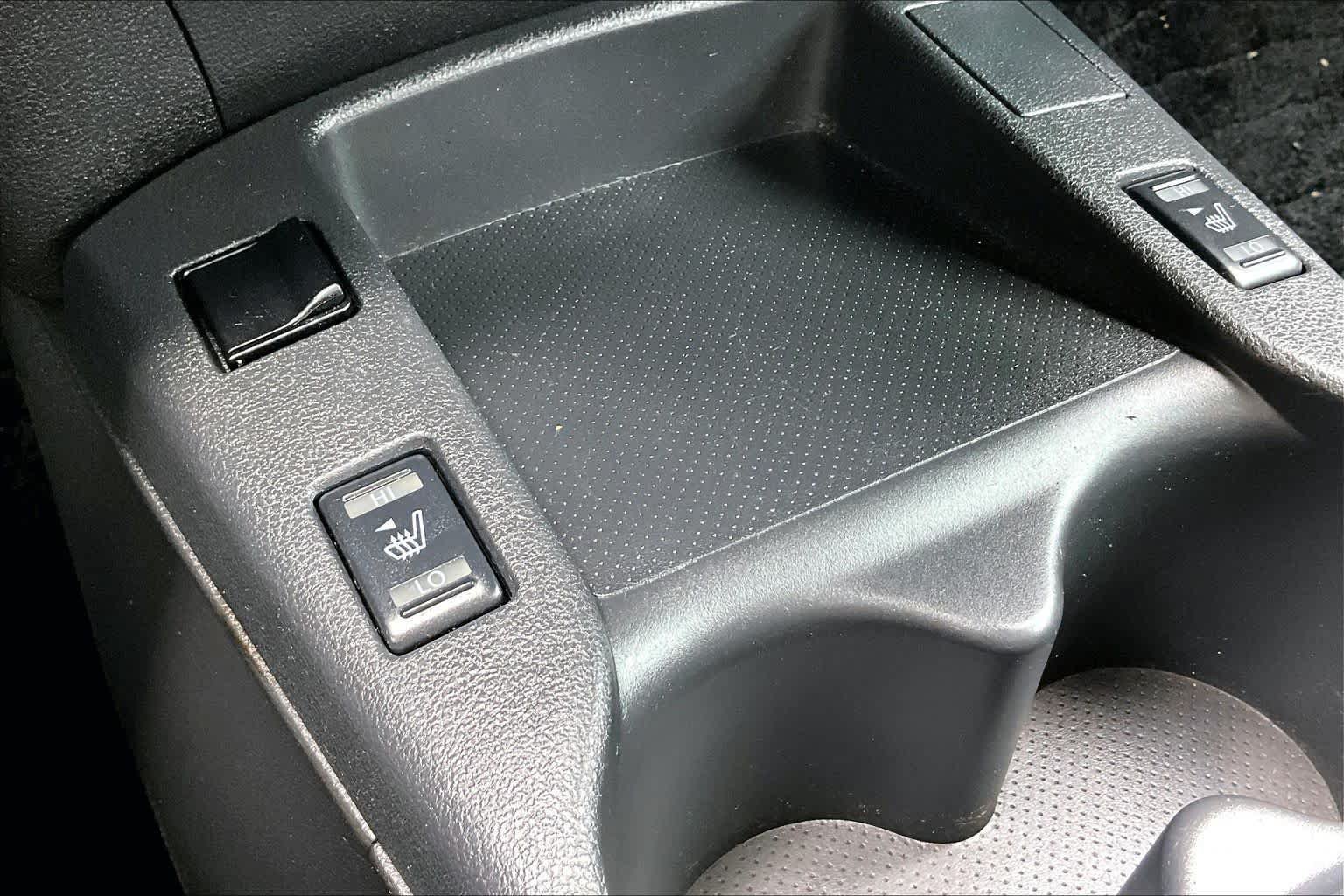Used 2015 Nissan Leaf S w/ Charge Package FWD image 29