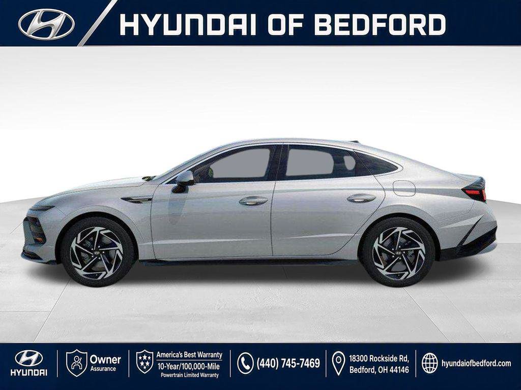 New 2026 Hyundai Sonata SEL FWD image 3