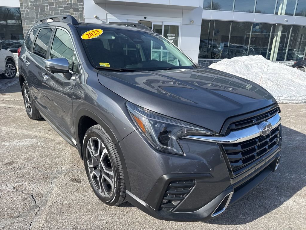 Used 2023 Subaru Ascent Touring image 7