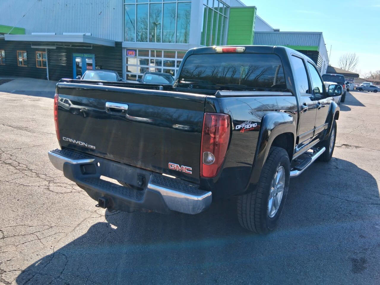 Used 2011 GMC Canyon SLE image 4