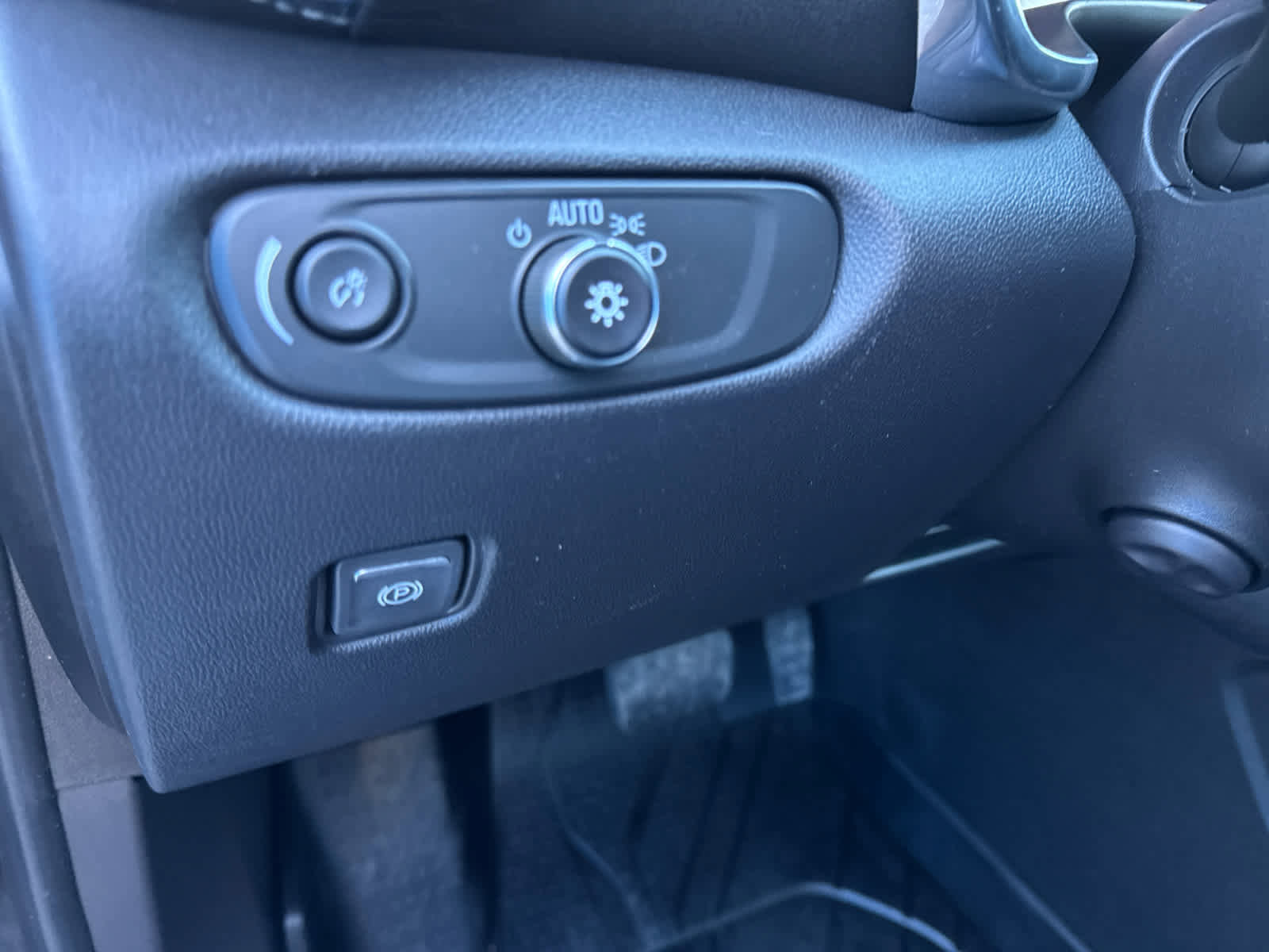 Used 2024 Chevrolet Blazer RS w/ Driver Confidence II Package image 20