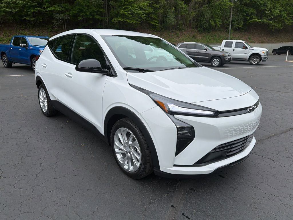 New 2027 Chevrolet Bolt LT FWD image 5