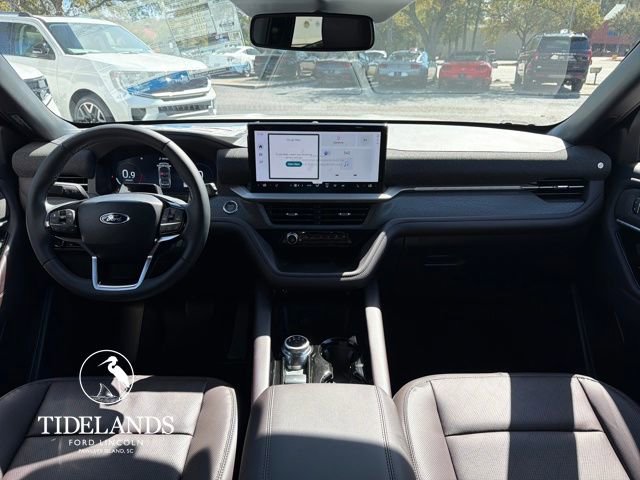 New 2026 Ford Explorer Platinum image 14