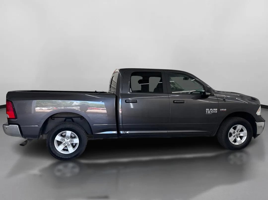 Used 2019 RAM 1500 Classic SLT w/ Luxury Group AWD/4WD image 11