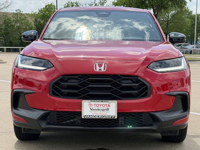 Used 2025 Honda HR-V Sport image 8