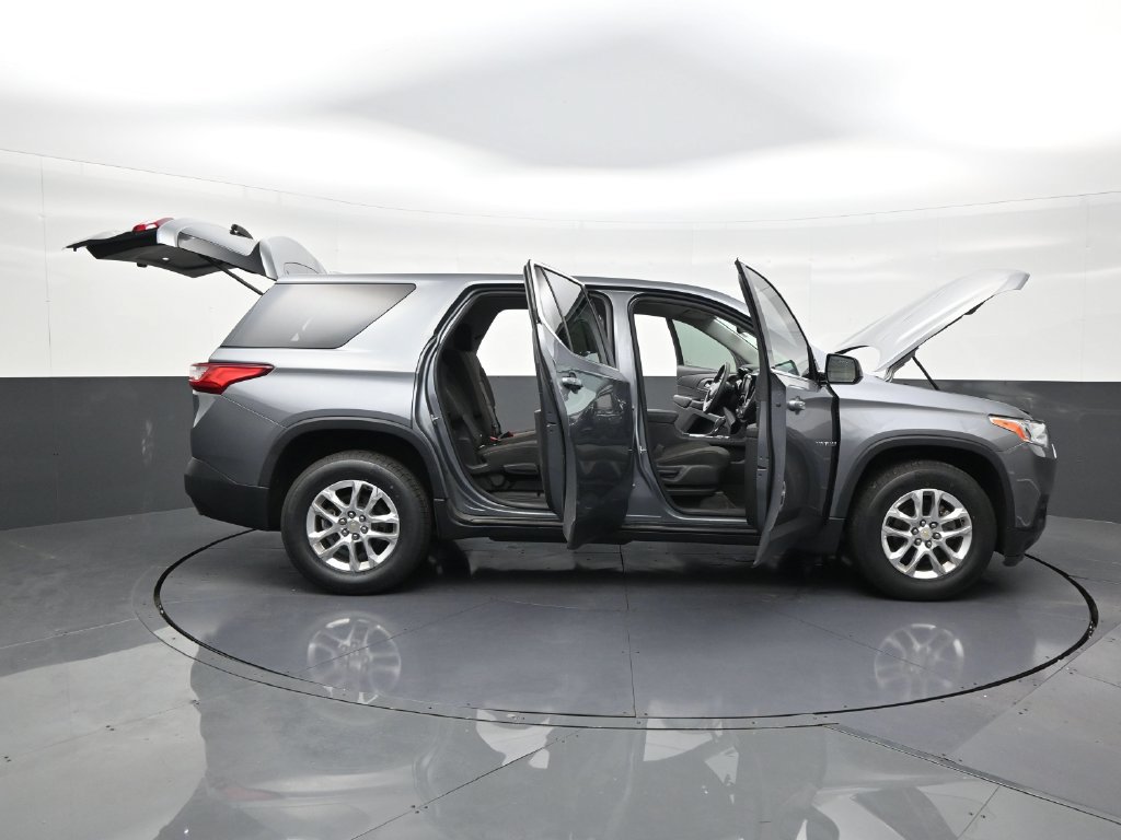 Used 2019 Chevrolet Traverse LS FWD image 29
